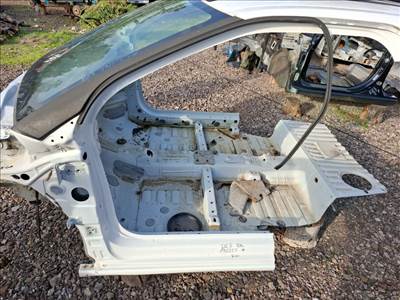 Citroen DS3 bal küszöb