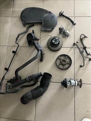 Skoda Fabia I ASY 1.9 sdi motor alkatrészek 