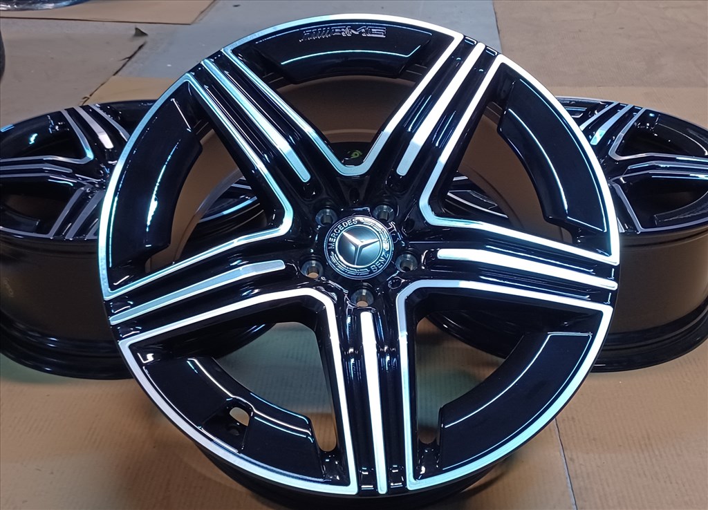 Új Mercedes W254 GLC klasse kétszéles AMG 5x112 8,5-9,5x20 4db 1. kép