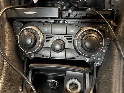 Mercedes SL-osztály R230 klímavezérlő panel 