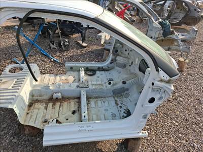 Citroen DS3 jobb küszöb