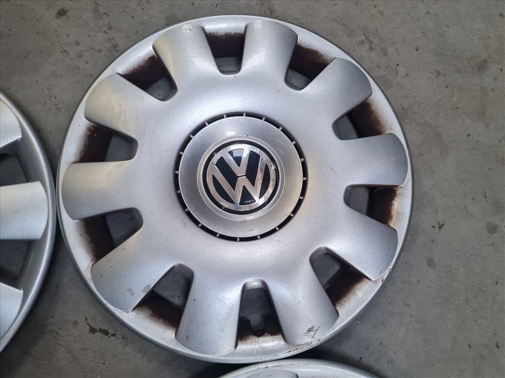 Volkswagen Golf IV dísztárcsa szett (R16) 1j0601147p 3. kép