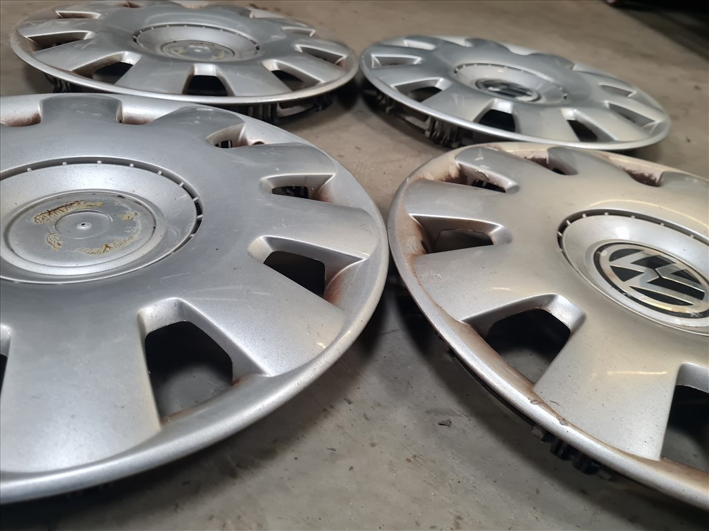 Volkswagen Golf IV dísztárcsa szett (R16) 1j0601147p 9. kép