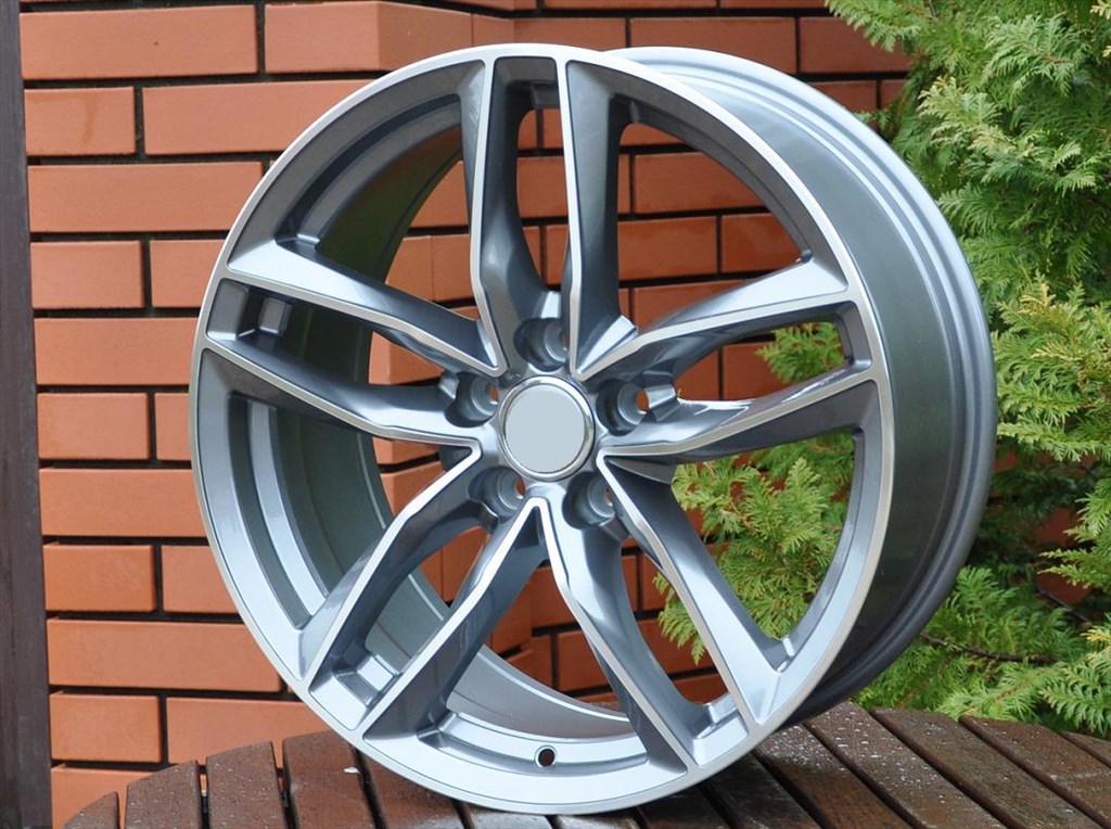 690 MGp ALUFELNI 20 5x112 AUDI A5 A6 A7 A8 RS6 RS7 Q7 ET31 5. kép