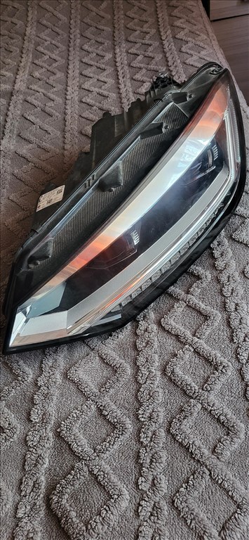 Volkswagen Touran II Bal első fènyszóró 5tb941081d 1. kép