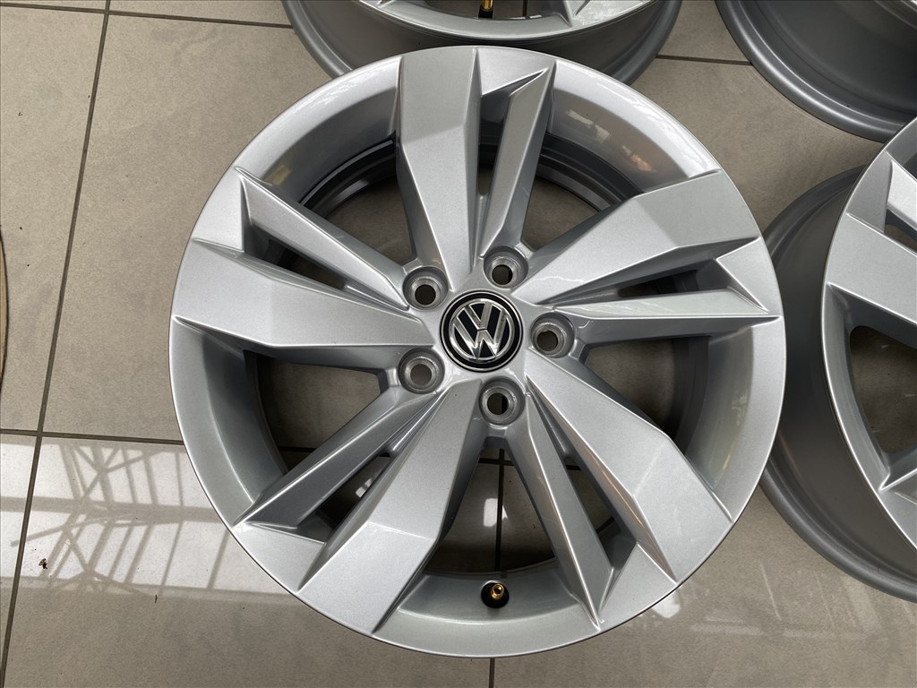 Volkswagen Polo 15 gyári felni alufelni, 5x100   (3230) 4. kép