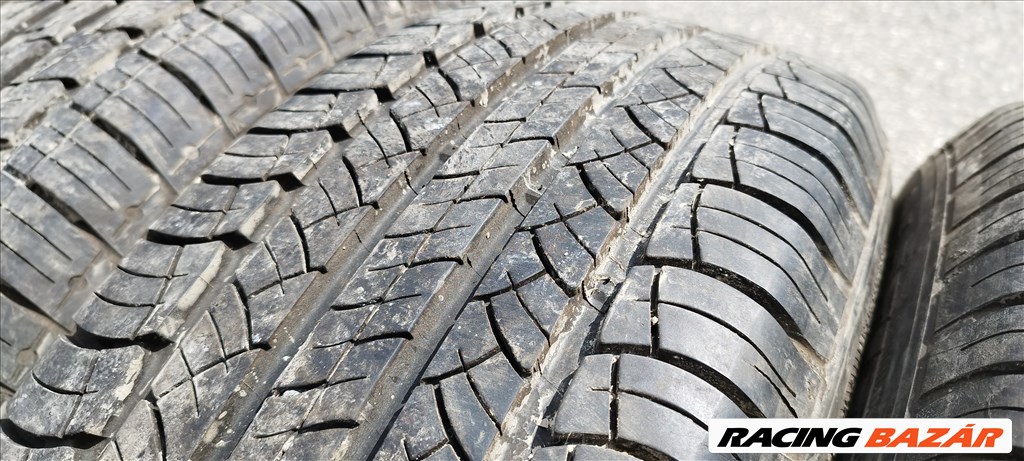  Kia Sorento 17" alufelni, 235/65 újszerű Kumho négyévszakos gumival eladó! 529103E702 7. kép