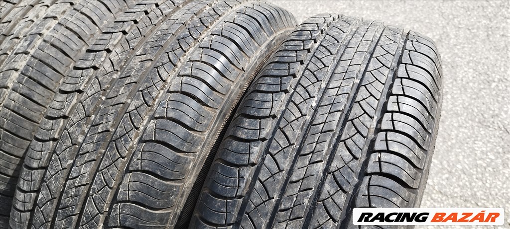  Kia Sorento 17" alufelni, 235/65 újszerű Kumho négyévszakos gumival eladó! 529103E702 9. kép