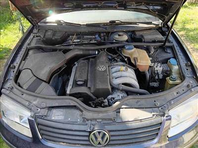 Volkswagen Passat B5 1.6 benzin AHL motor 