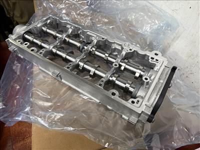 Transporter T6 Crafter 2.0TDI vezérműtengely modul  04l103044ag 04l109071e