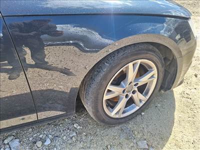Audi A4 (B9 - 8W) Lx5r jobb első sárvédő 