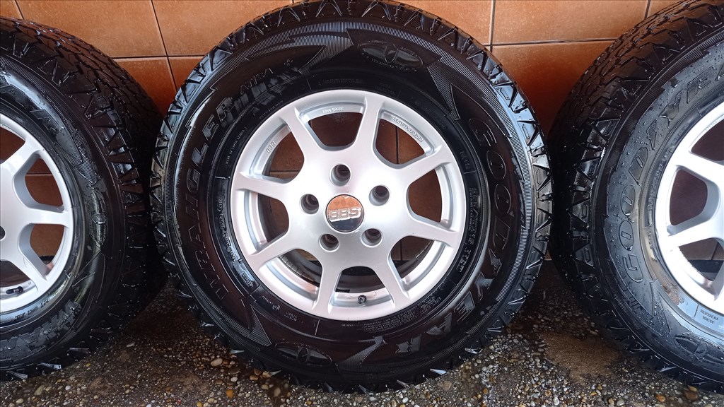 MERCEDES G 16 ALUFELNI 5X130 NÈGYÈVSZAKOS 265/70R16 GUMIVAL OLCSÒN!!! 4. kép