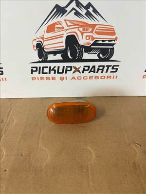 Oldalsó irányjelző Mitsubishi L200