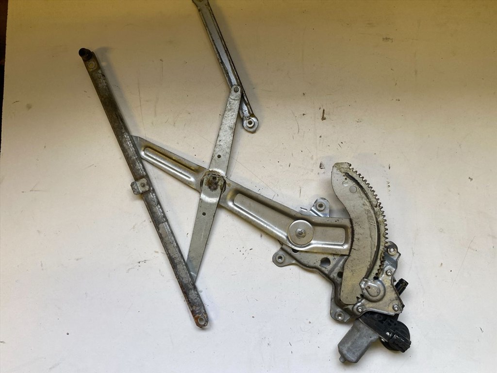 SUZUKI SWIFT III MZ, EZ Bal első Ablakemelő Szerkezet (Elektromos) 1. kép