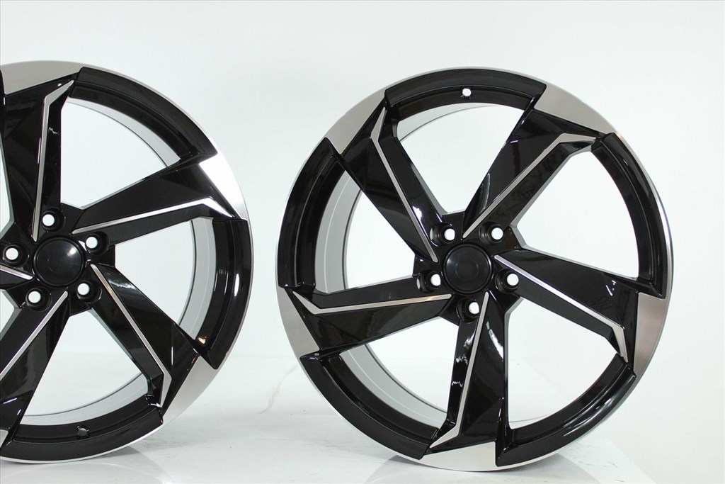 FEKETE NEW ROTOR 19 AUDI A4 A5 A6 A7 A8 Q3 Q5 ET35 6. kép
