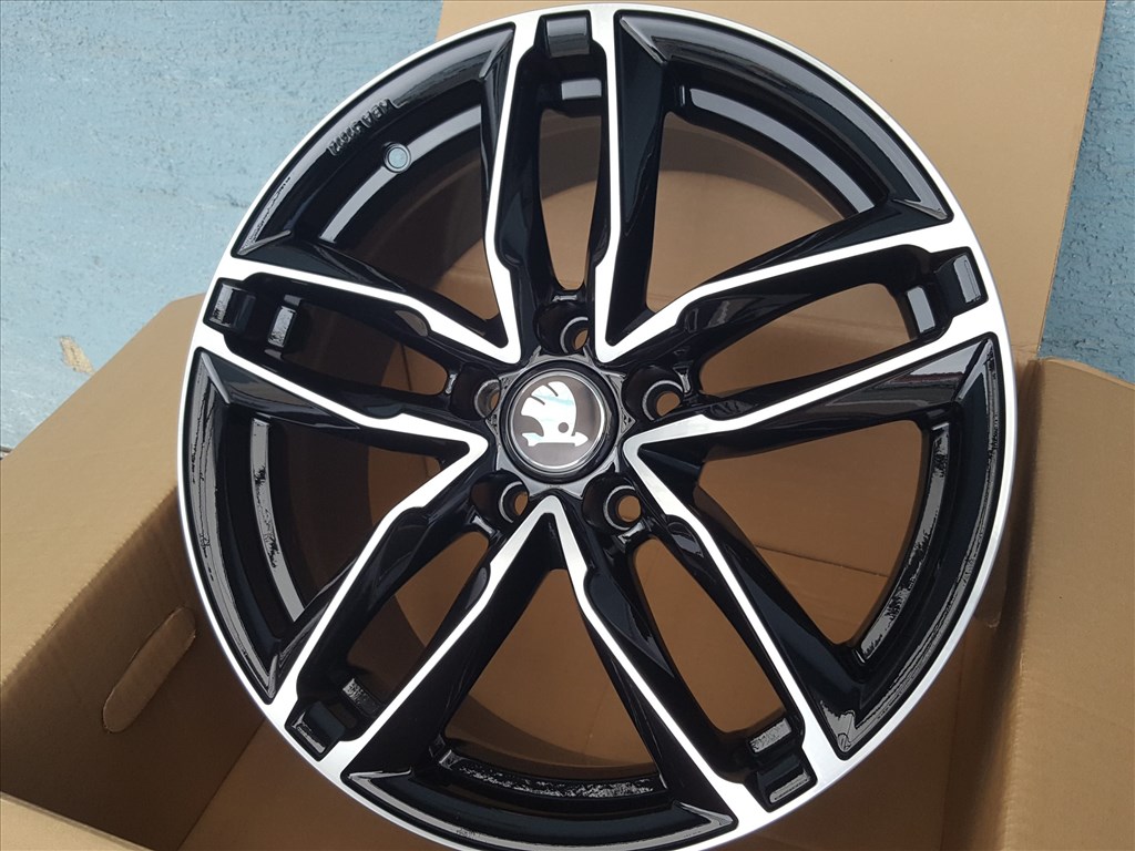 ATOM MB 18 5X112 SKODA OCTAVIA SUPERB KODIAQ TUV KBA GMP ITALIA 6. kép