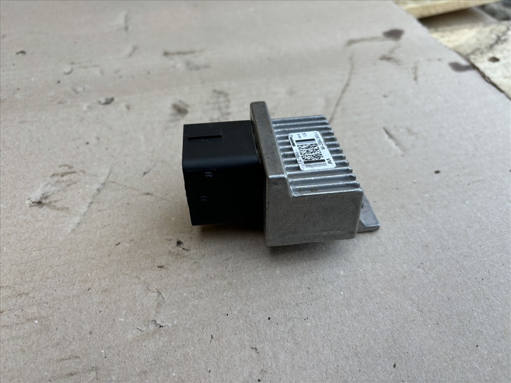 Renault Master III izzító relé  110678071r 3. kép