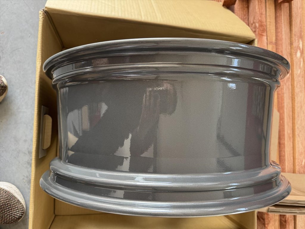 R21 Original audi 8.5J ET30 - 4K8 601 025AH 4K8601025AH 1db alufelni 8. kép