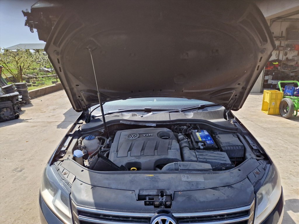 Passat b7 1.6crtdi alkatrészek 2. kép