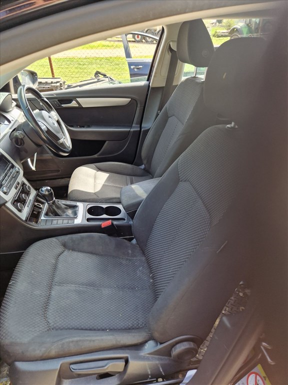 Passat b7 1.6crtdi alkatrészek 7. kép