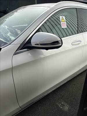 Mercedes C-osztály W205 bal első 149 színkódú ajtó 