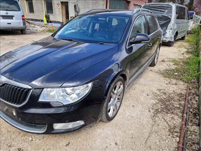 Skoda Superb II bontott alkatrészei
