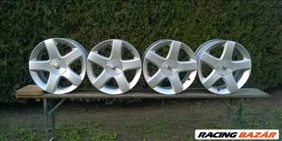 Eladó 4db 17-es 5x108-as Peugeot-Citroen alufelni csavarral, nyomásszenzorral