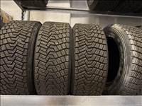 205/6515" használt Pirelli versenygumi gumi