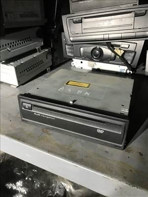 Audi A4 (B8 - 8K) navigáció vezérlő 4e0919887m