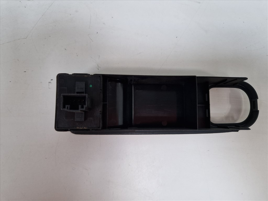 Volkswagen Golf VI bal első ablakemelő kapcsoló (3 ajtóshoz) (17677) 1k3959857a 8. kép