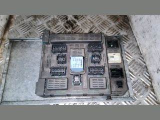 Peugeot 607 Biztosítéktábla Utastér *122454* psa-9643577180