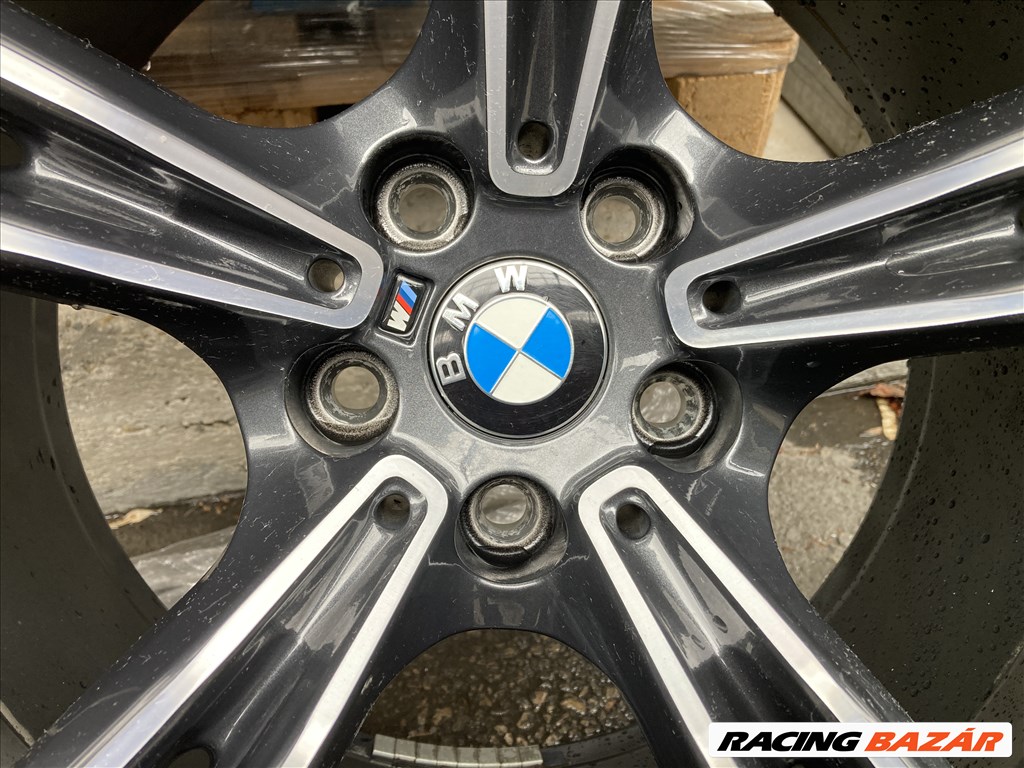  19" újszerű (gyári felni) alufelni, rajta 2db 285/40 és 2db 265/40 újszerű Michelin téli gumi  11. kép