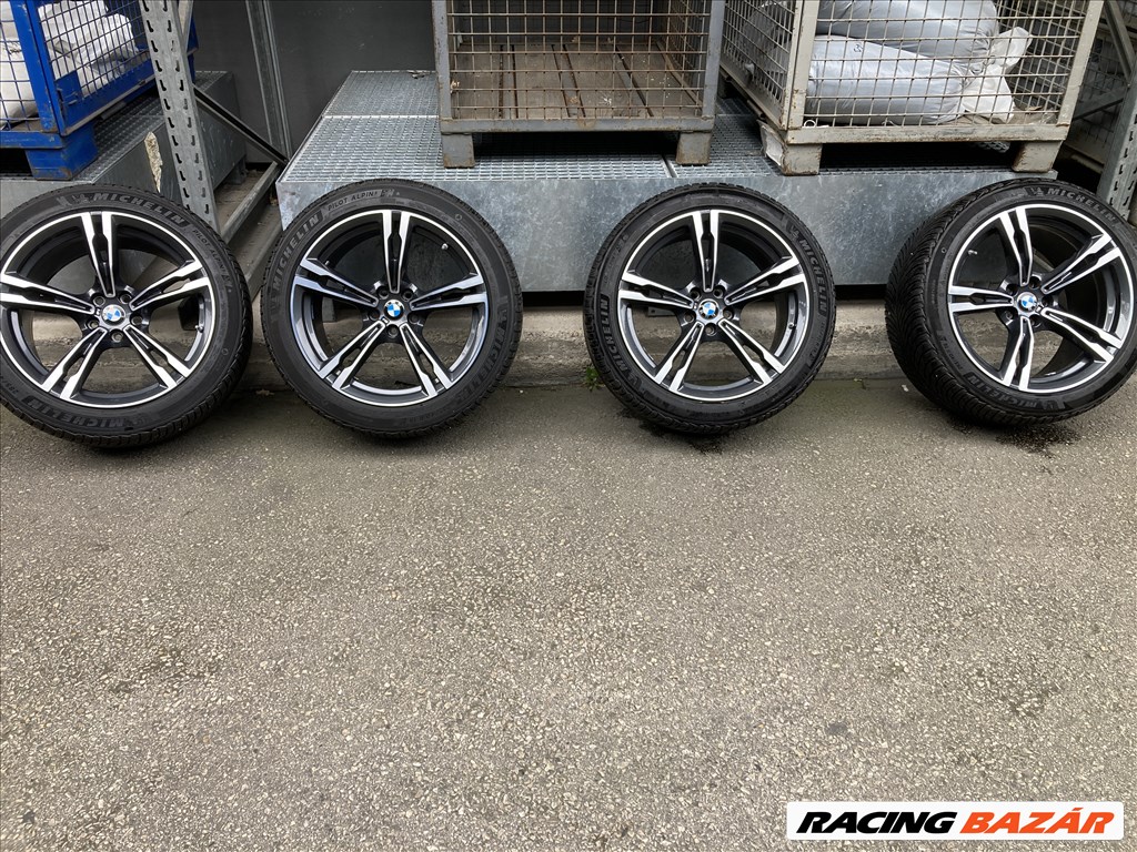  19" újszerű (gyári felni) alufelni, rajta 2db 285/40 és 2db 265/40 újszerű Michelin téli gumi  1. kép