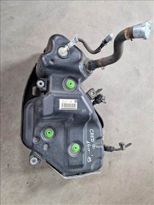 Kia Ceed III 1.6 crdi D4FE adblue tartály  31500j7900