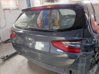 Kia Ceed III csomagtérajtó H8