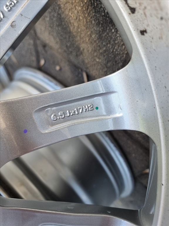  5x112 lyukosztású 6,5J 17" újszerű Oxxo alufelni 5. kép