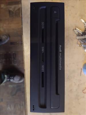 Audi A8 (D4 - 4H) Multimédia 4ho035670q