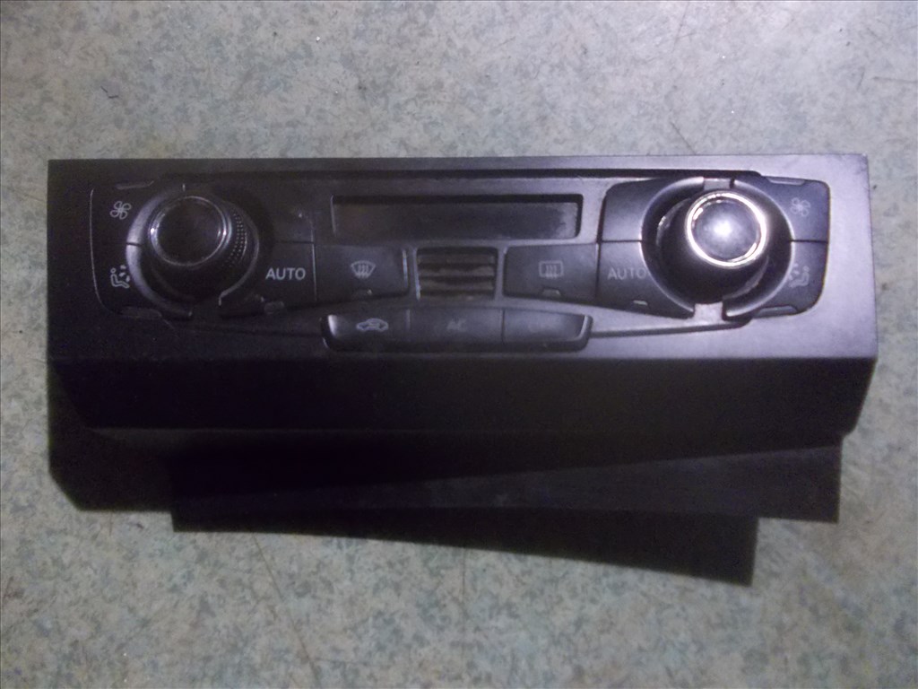 Audi A4 B8 digitális klíma kapcsoló 2008-2015 1. kép