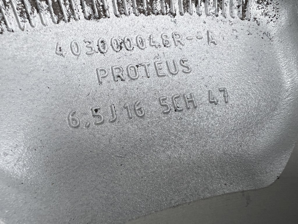 5x114.3 16" Renault gyári alufelni 6,5Jx16h2 ET47 8. kép