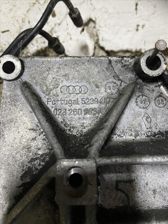 Volkswagen Passat B5 1.9 TDI klíma alkatrész klímatartó 028260885a 2. kép