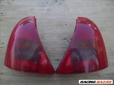 Renault Clio II jobb hátsó lámpa + foglalat