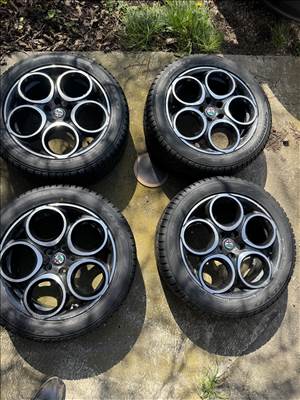 Alfa Romeo Tonale Téli Kerék szett