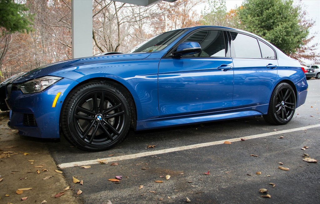 RIAL FEKETE 18 5x120 ALUFELNI BMW 1 2 3 5 7 F30 E90 F10 2. kép