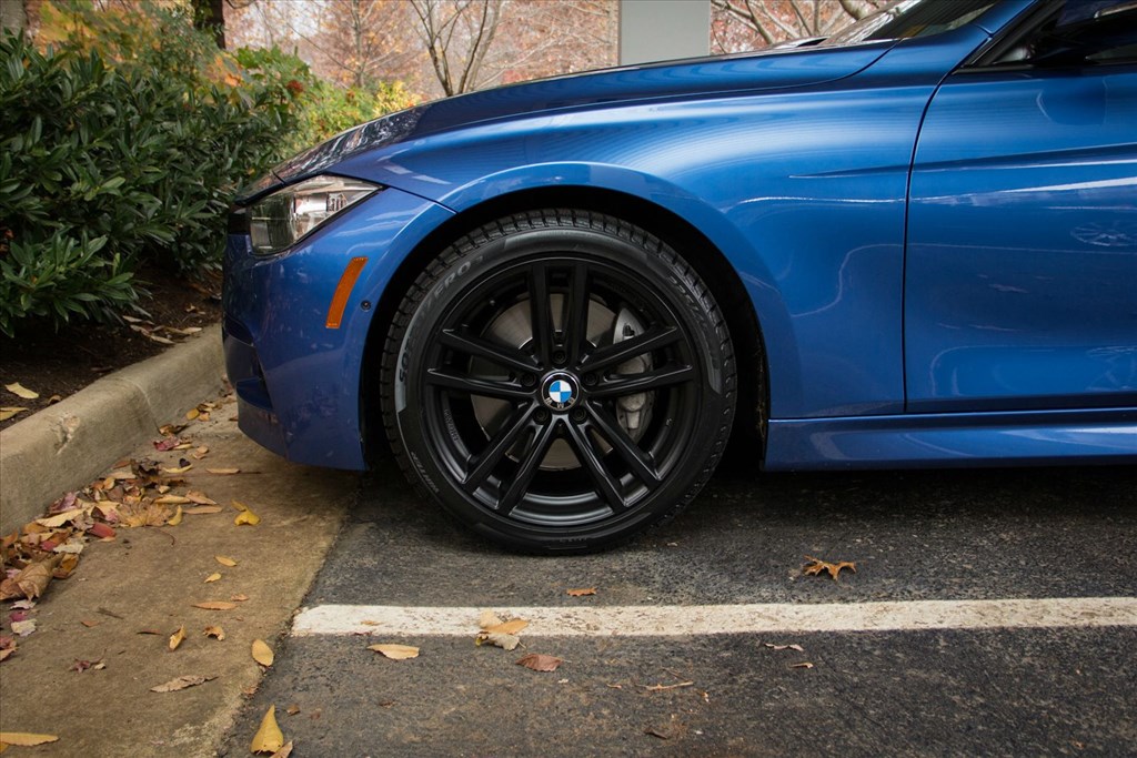 RIAL FEKETE 18 5x120 ALUFELNI BMW 1 2 3 5 7 F30 E90 F10 3. kép