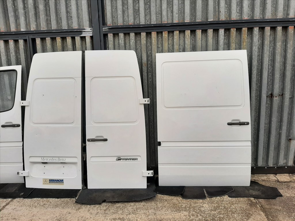 Mercedes Sprinter (W901) bontott alkatrészei 5. kép