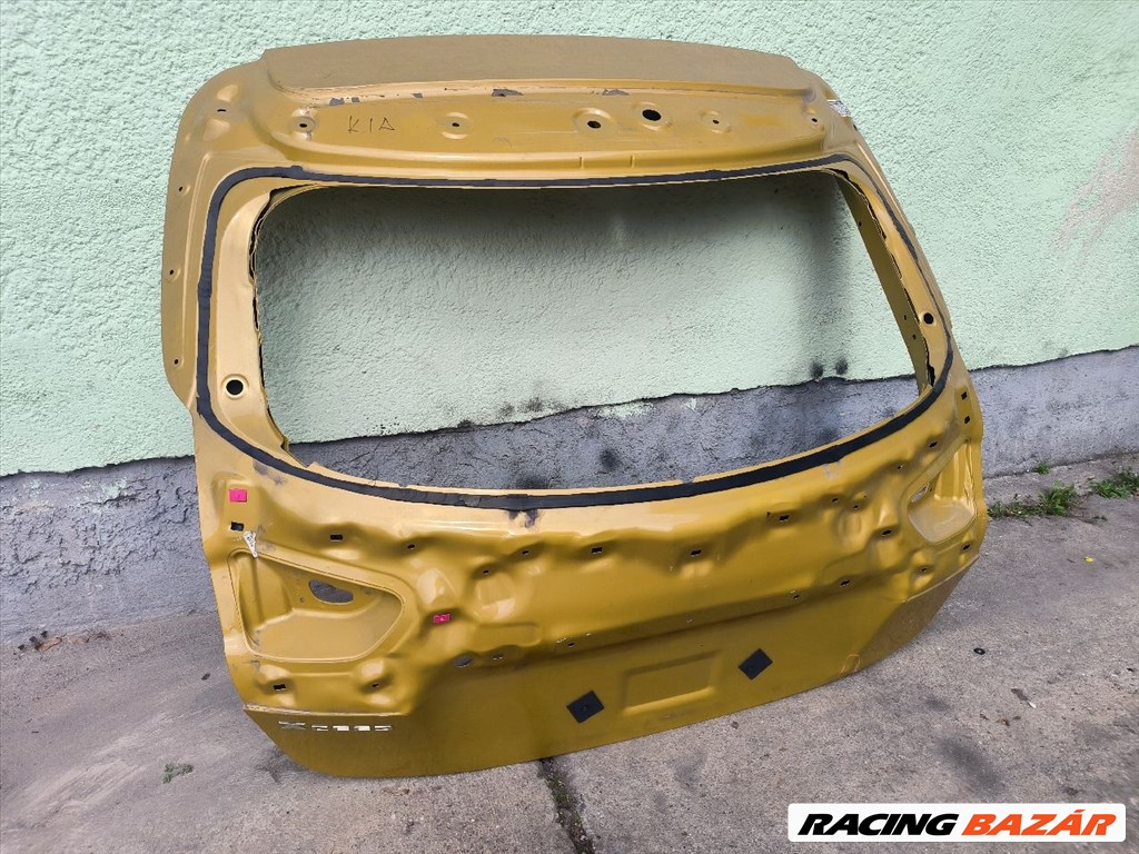 Kia Cee'd (CD) csomagtérajtó  2. kép