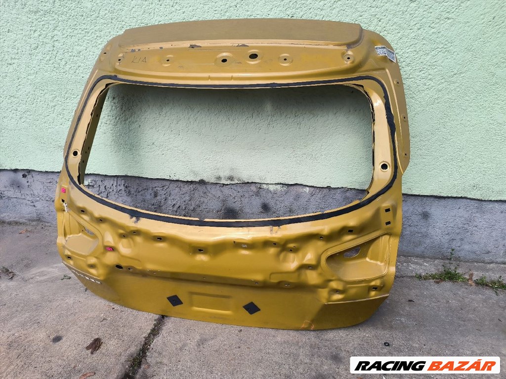 Kia Cee'd (CD) csomagtérajtó  6. kép