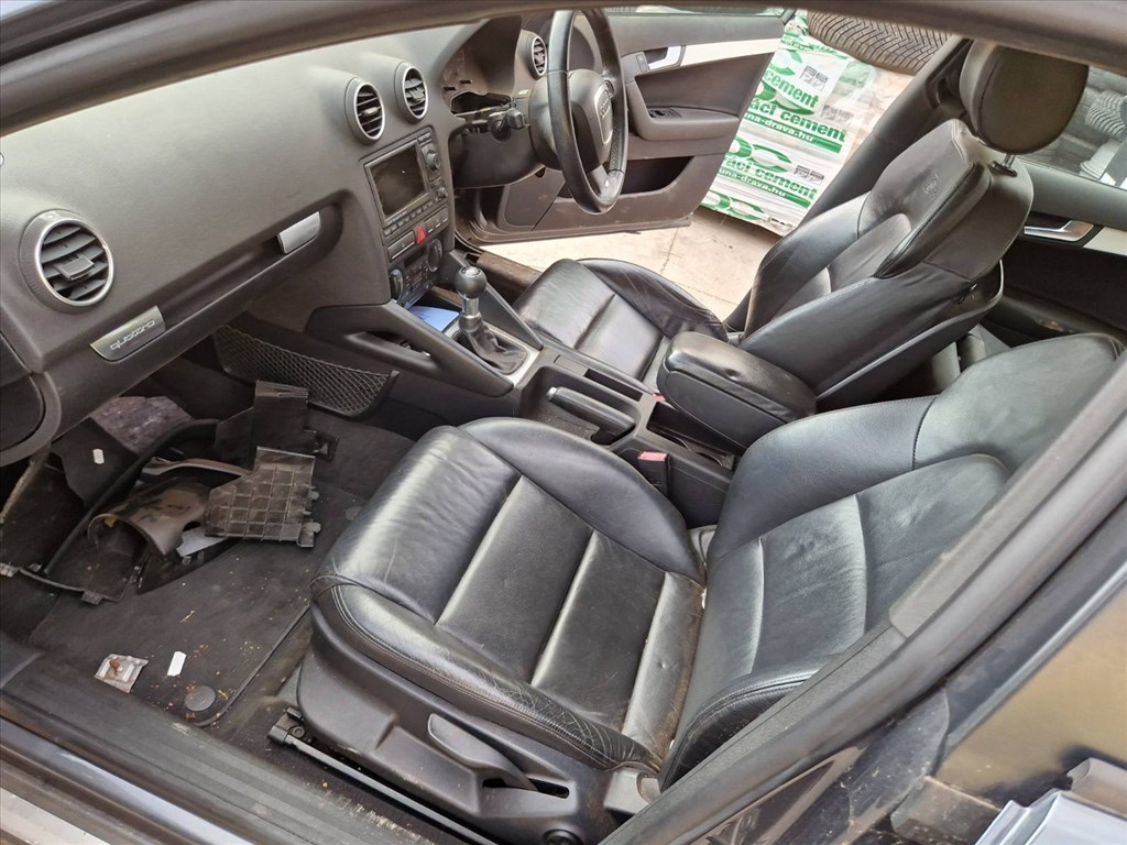 A3 8p sline 2.0pd tdi quattro alkatrészek 7. kép