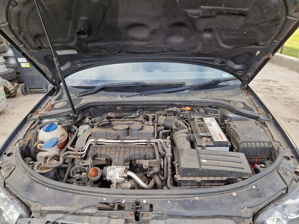 A3 8p sline 2.0pd tdi quattro alkatrészek 8. kép