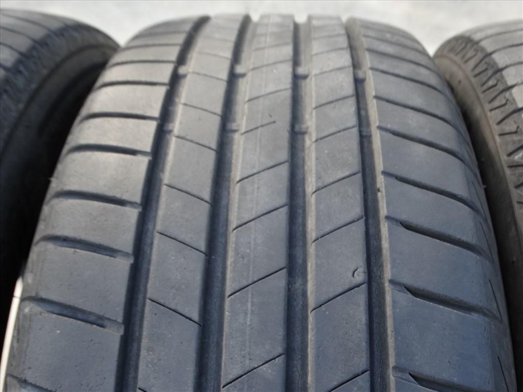  195/6015" használt Bridgestone nyári gumi  8. kép